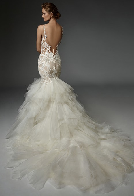 elysee-rachelle-back back and train of elysee rachelle wedding dress