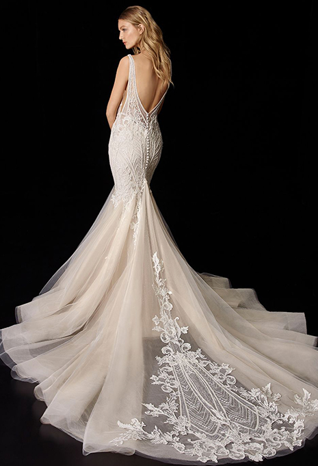 train on enzoani philomina wedding dress