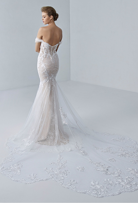 evangeline-dress-style-1 train on elysee evangeline wedding gown