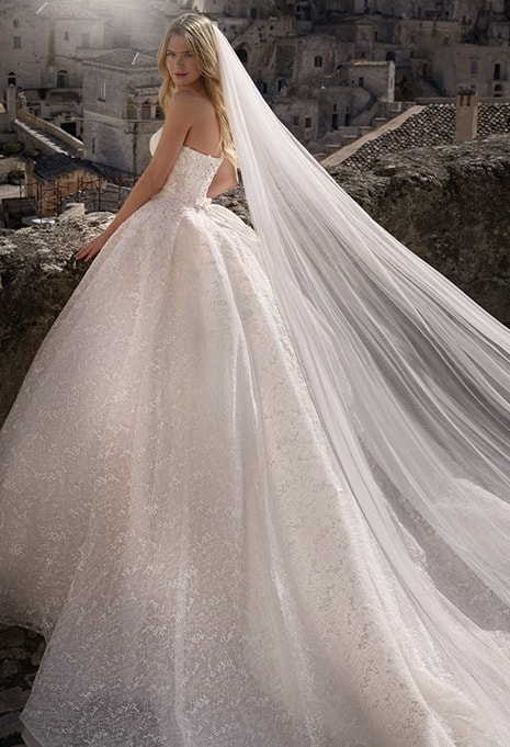 nicole-romance-ro12155-with-veil bride wearing Nicole Romance RO12155 with veil
