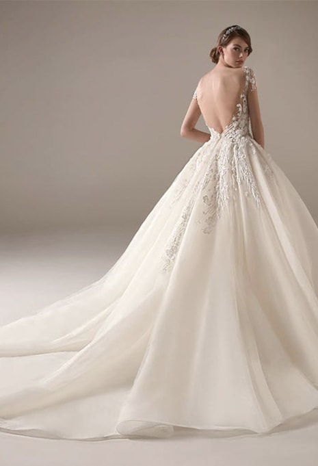 pronovias-privee-ginni-back train on pronovias privee ginni dress