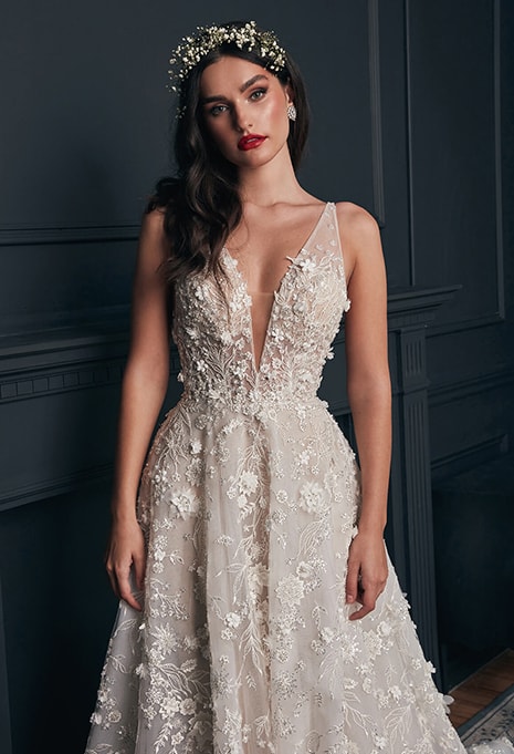 calla-blanche-121231-heidi-dress-image-2 close-up of calla blanche heidi dress portrait