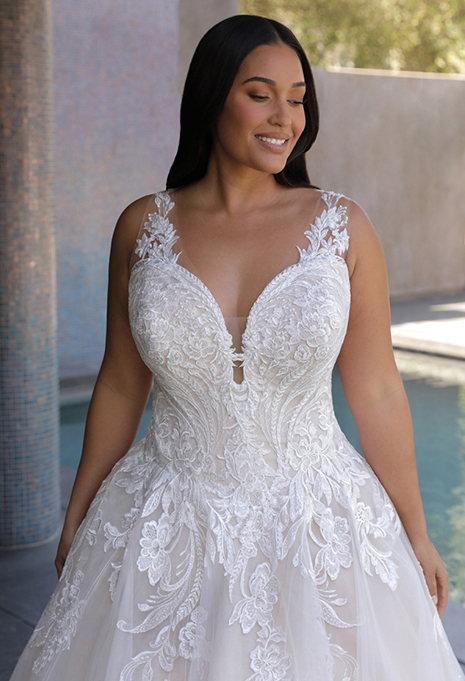 elysee-emmanuel-x-edition-dress-image-3 Elysee Emmanuel x Edition gown