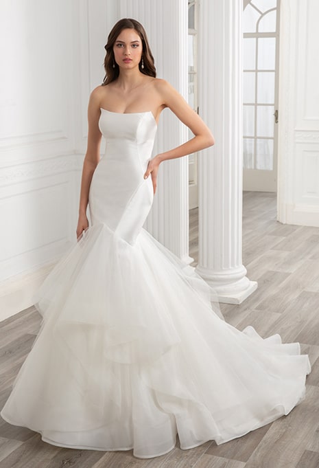 Élysée Etoile Gigi Wedding Dress