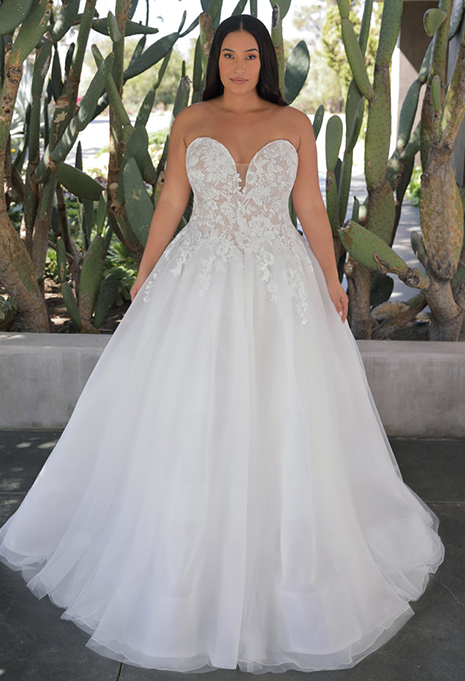 elysee-genevieve-x-edition-dress-image-2 Elysee Genevieve x Edition gown