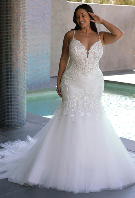 Elysee Selene X Edition gown