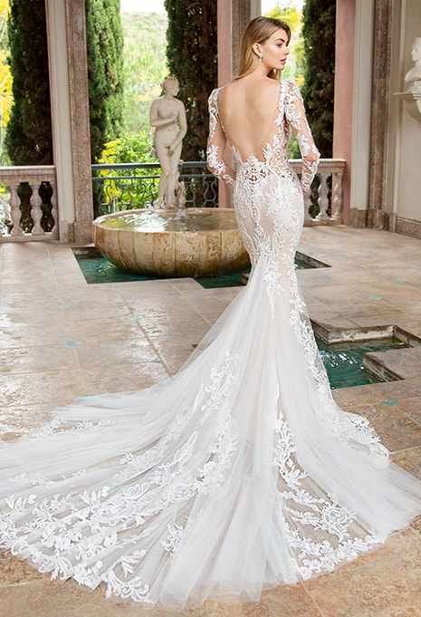 back view of Enzoani Rachel dress portrait