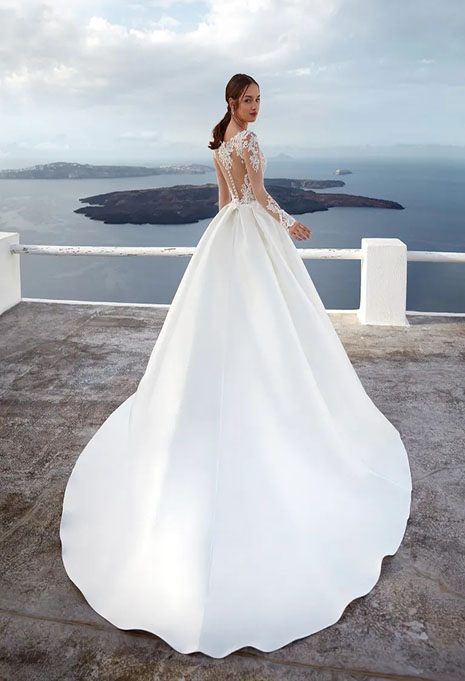 back side of nicole jolies creta wedding dress