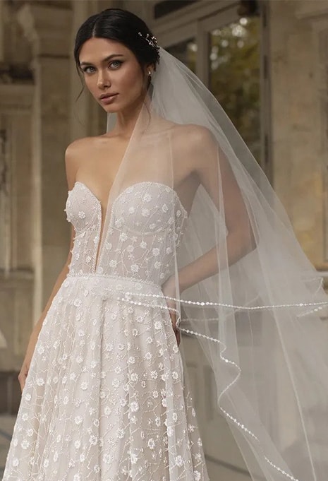 pronovias-hopkins-dress-image-1 close up of Pronovias Hopkins wedding dress