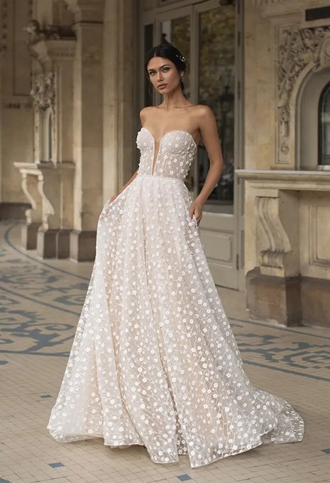 pronovias-hopkins-dress-image-3 Pronovias Hopkins wedding dress
