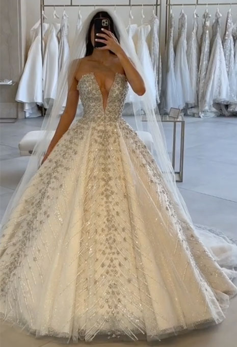 SY822B wedding gown at karoza bridal in los angeles