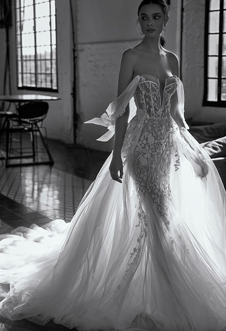 julie-vino-donna-2002-overskirt