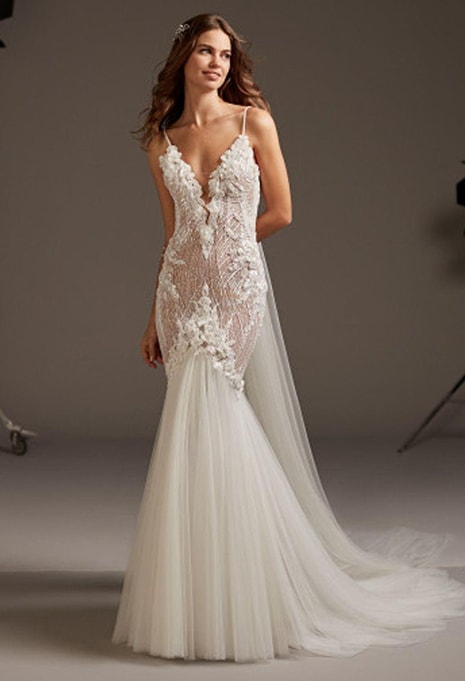 pronovias-galatea-dress-image-2 front view of Pronovias Galatea wedding dress