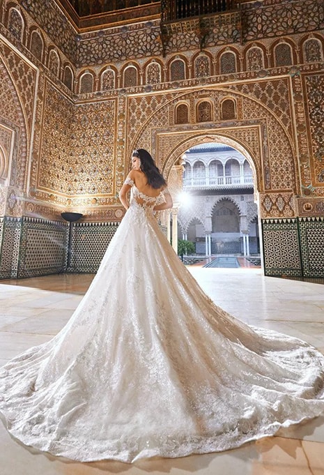 pronovias-turpan-dress-image-3 Pronovias Turpan wedding dress
