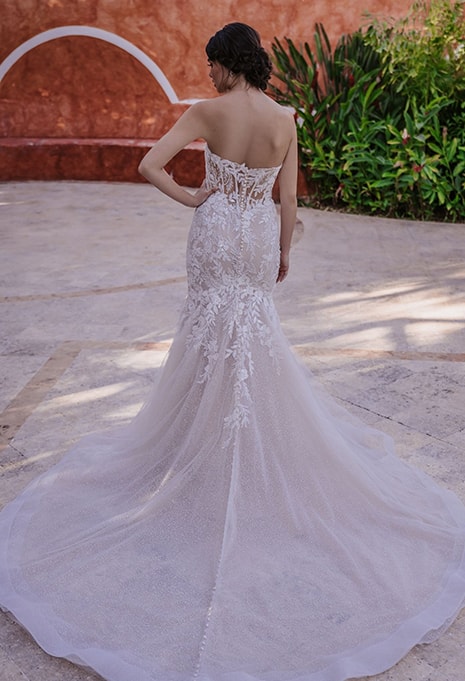 back view of allure bridal 9960 wedding dress