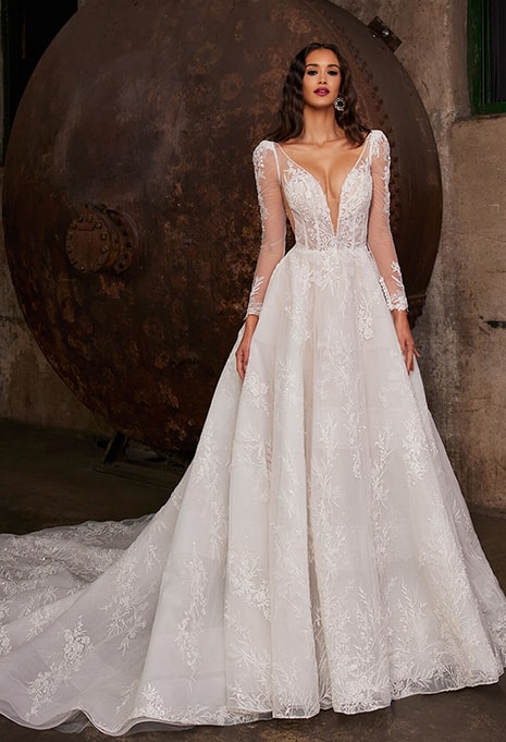 calla-blanche-122230-dress-image-2 close-up of Calla Blanche 122230 wedding dress