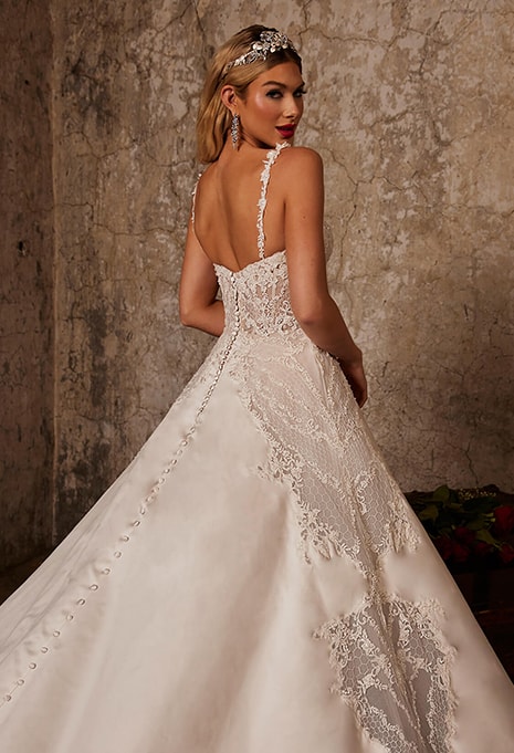 calla-blanche-clara-dress-image-1 back side view of Calla Blanche Clara wedding dress