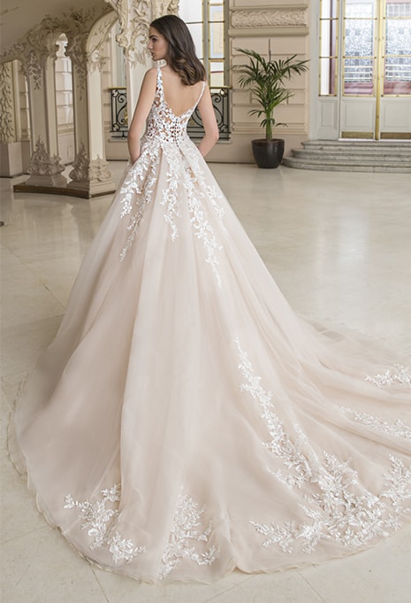 elysee-acadia-dress-image-1 back view of elysee acadia wedding dress