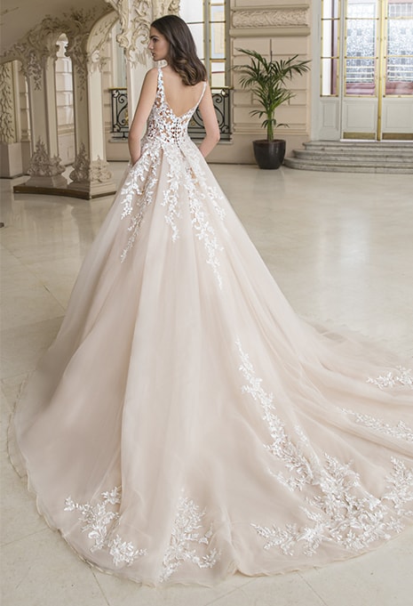 back view of elysee acadia wedding dress