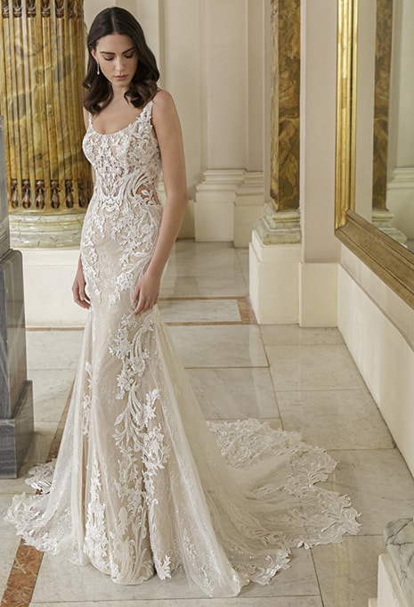 elysee-donatella-dress-image-2 front view of Elysee Donatella wedding dress