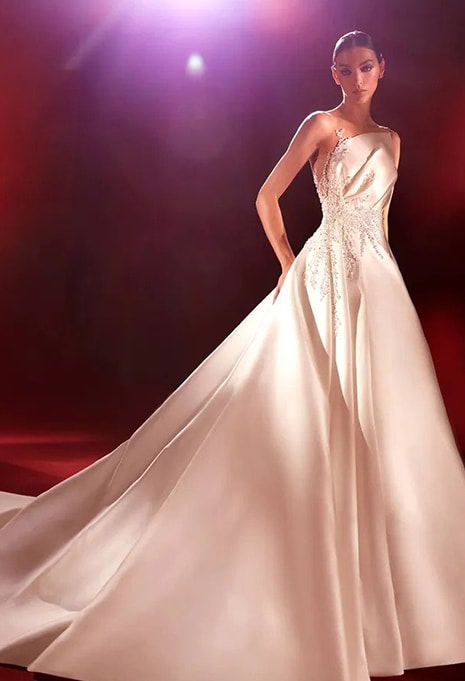 pronovias-atelier-norman-dress-image-4 front view of Pronovias Atelier Norman wedding dress