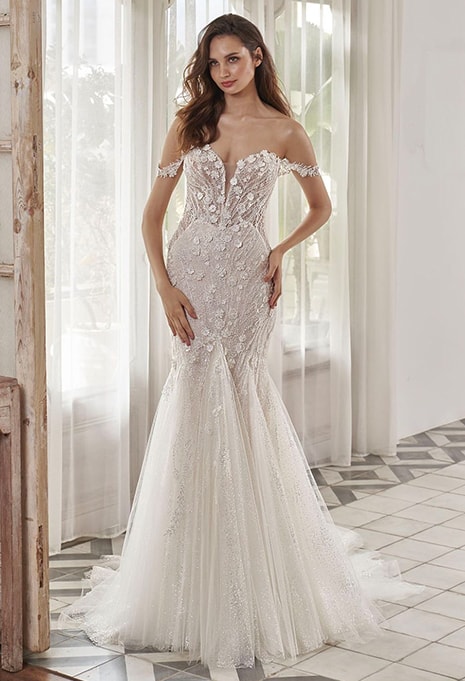 front view of PEN LIV Arianna wedding dress