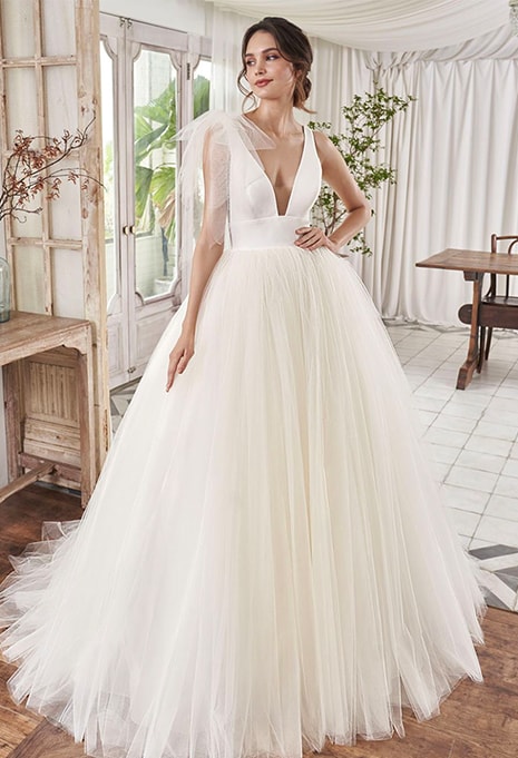 front view of PEN LIV Austin wedding dress