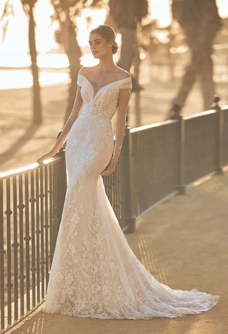 bride wearing altair dress