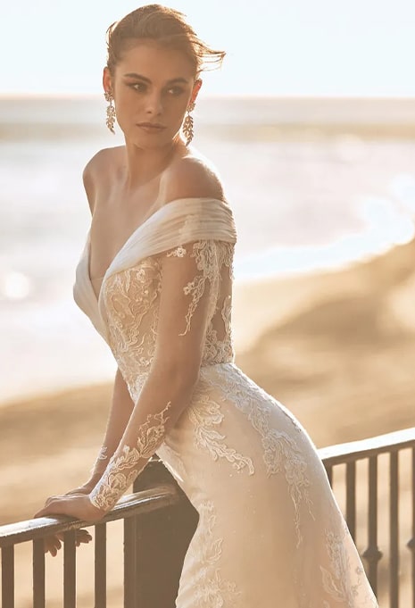 bride modeling altair pronovias gown