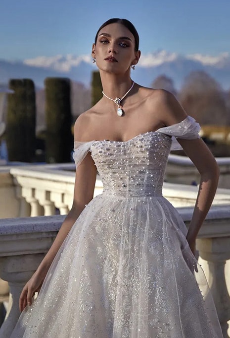 close-up of Pronovias Privée Ginerva