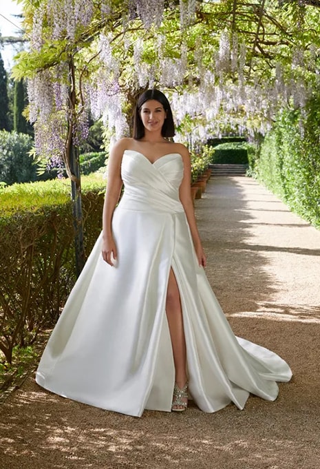 front view of Elysee Delancey X Édition wedding dress
