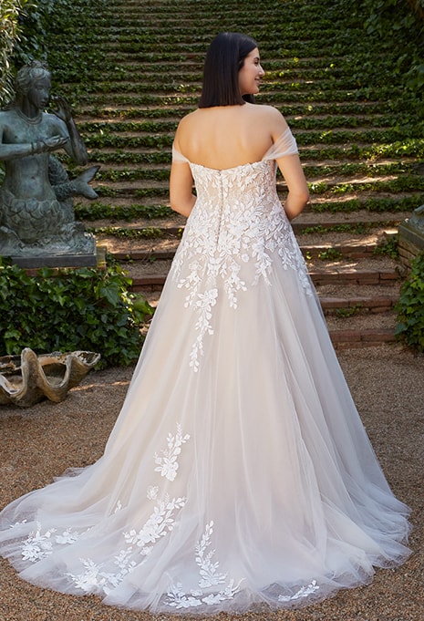 back view of Elysee Nathalie X Édition wedding dress