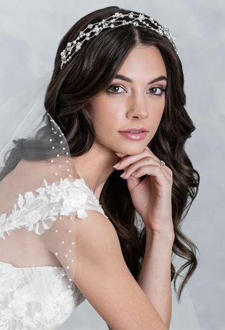 bel aire bridal headband close-up