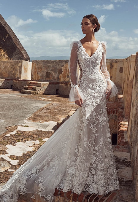 front view of Calla Blanche Glenda wedding dress