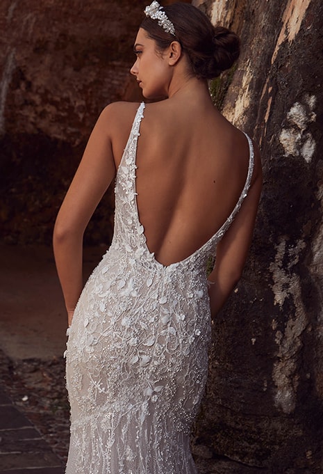 close-up of the back of Calla Blanche Hanadi 123115 wedding dress