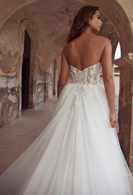 back side of Calla Blanche Shazeem wedding dress