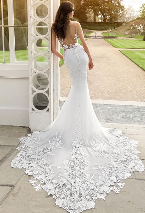 back side of Enzoani Skye wedding dress