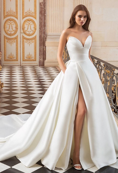 Elysee Bancroft wedding dress