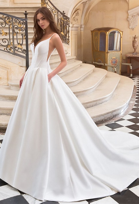 Élysée Mirren wedding dress