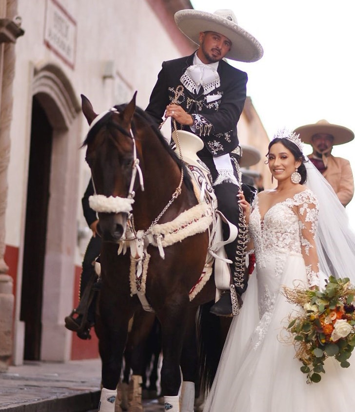 #KarozaBride:  Monica in the Élysée Savannah Gown