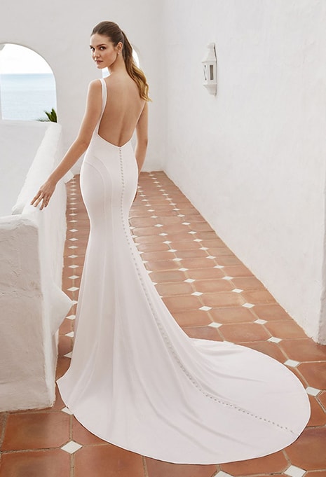 back view of Love by Enzoani Catalina wedding dress