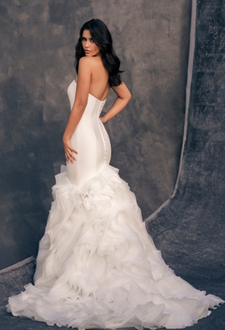 side view of allure bridals c702