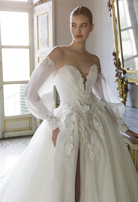 close-up of Élysée Atelier Monet wedding dress