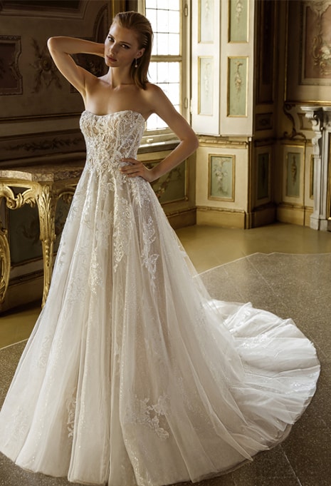 front view of PEN LIV Brylee wedding dress