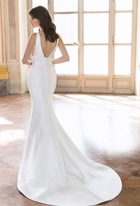 enzoani-tiffany-dress-image-1 back view of Enzoani Tiffany wedding dress with no skirt attached