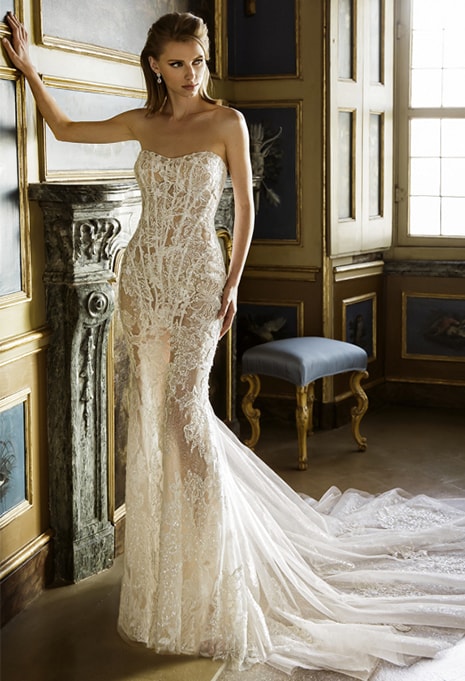 front view of PEN LIV Bellina wedding dress