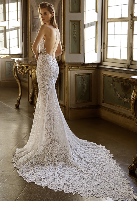 back view of PEN LIV Billie wedding dress