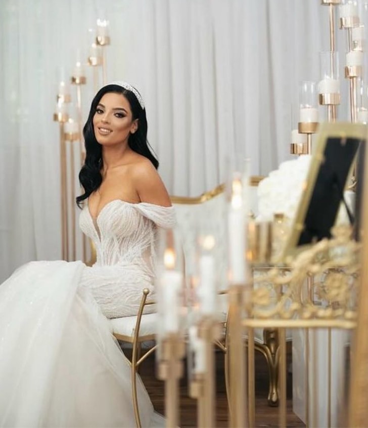 #KarozaBride:  Katherine in the PEN LIV Augustine Gown