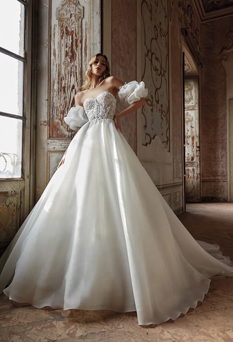 front view of Nicole Milano Sharlina wedding dress