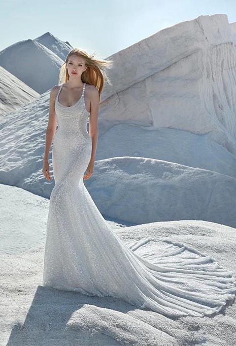 side view of Pronovias Atelier Angelic wedding dress